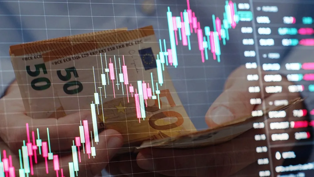 Borse europee in equilibrio, focus su dati Usa e tassi Fed